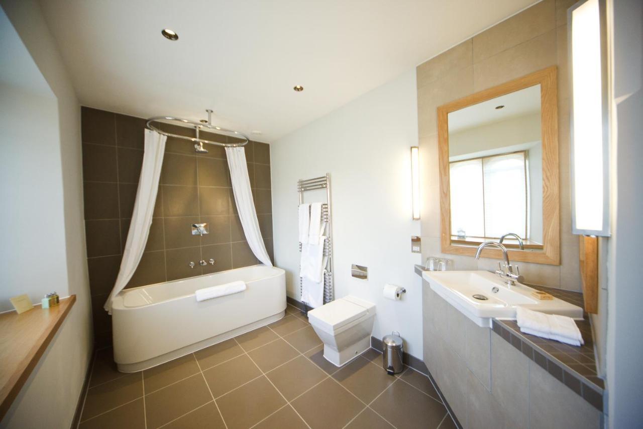 Leeds Castle Maiden'S Tower Bed & Breakfast Maidstone Bagian luar foto