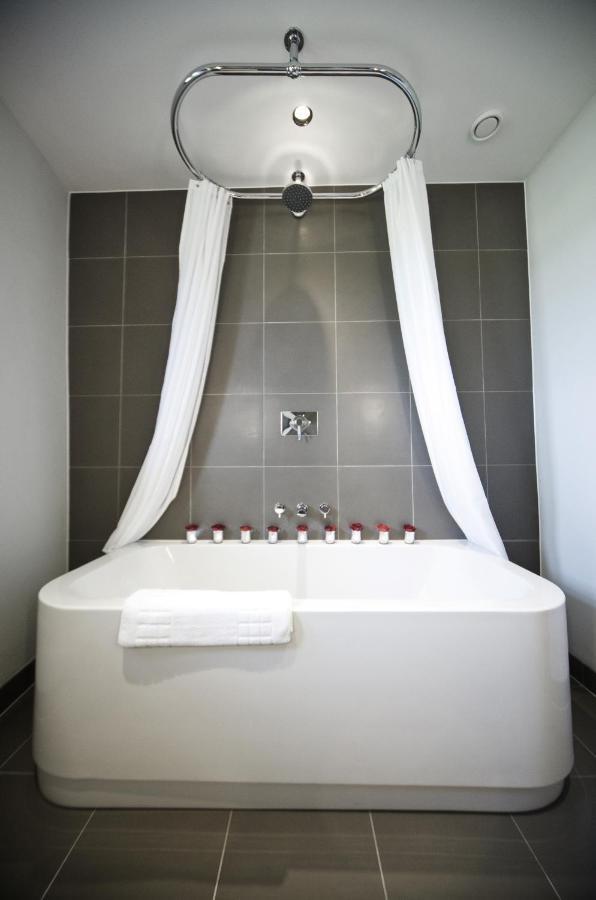 Leeds Castle Maiden'S Tower Bed & Breakfast Maidstone Bagian luar foto