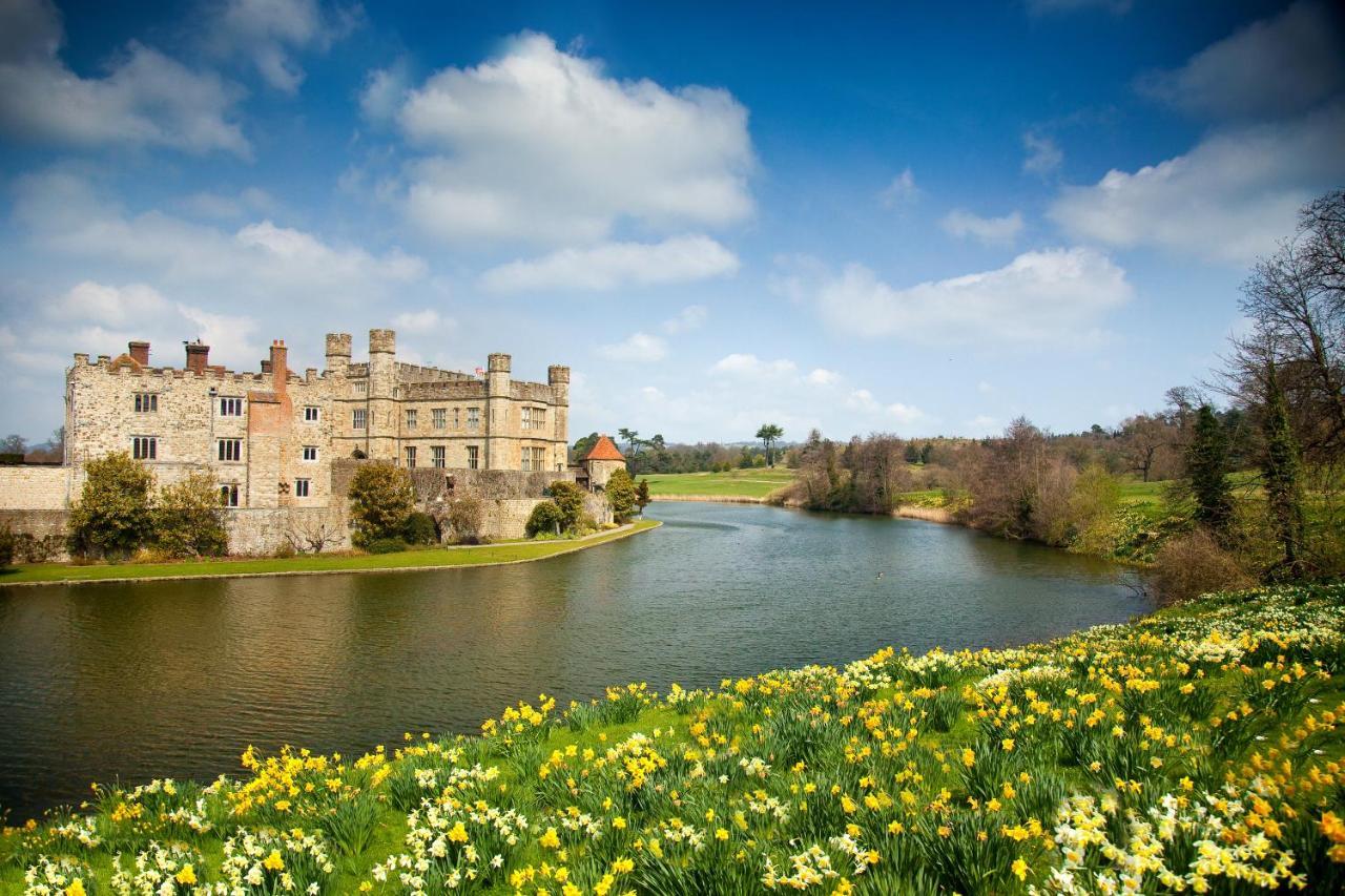 Leeds Castle Maiden'S Tower Bed & Breakfast Maidstone Bagian luar foto
