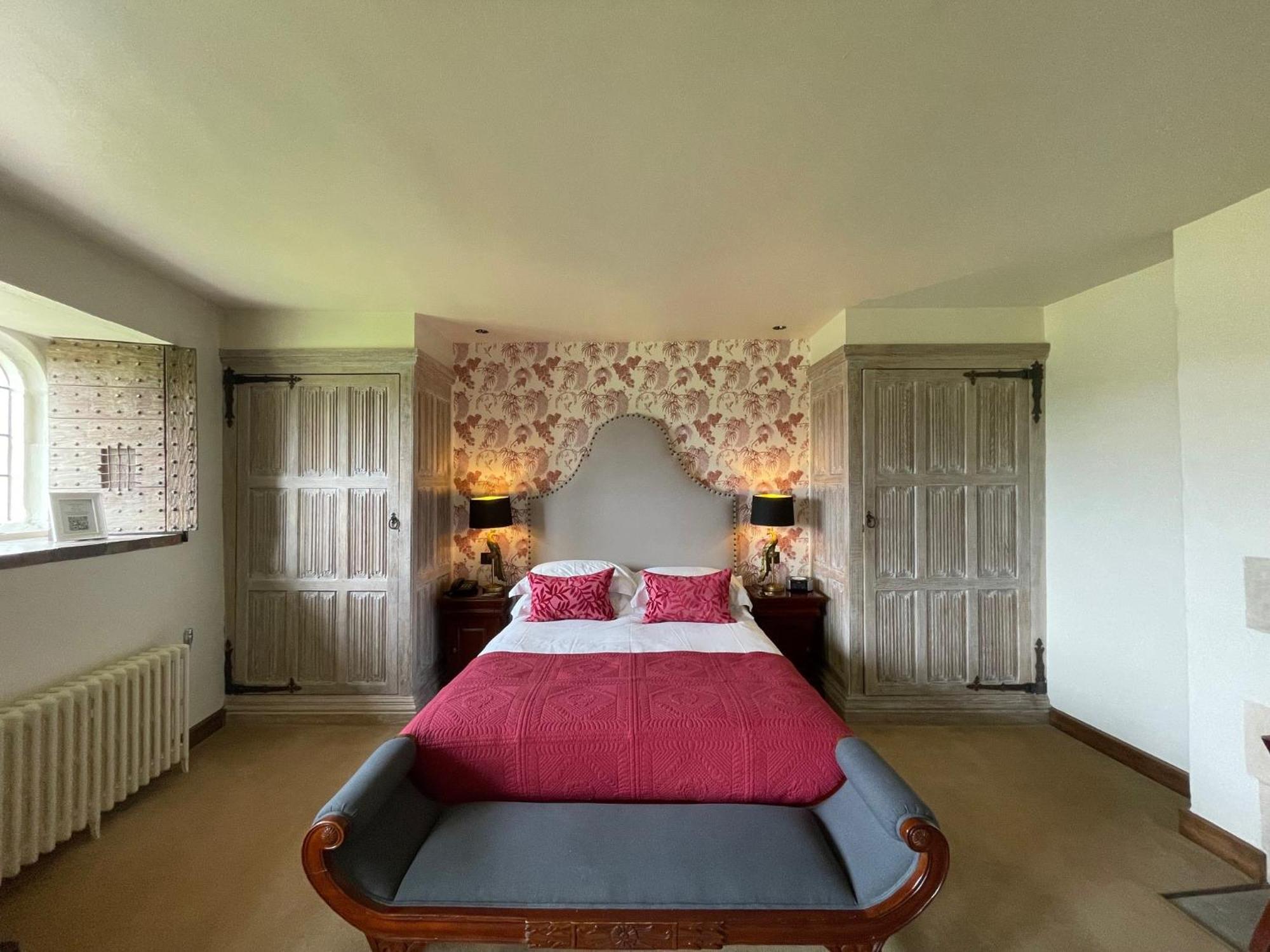Leeds Castle Maiden'S Tower Bed & Breakfast Maidstone Bagian luar foto